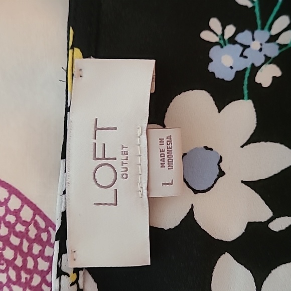 Loft Shell - Picture 2 of 3